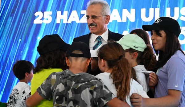 Bakan Uraloğlu’ndan Denizcilere Müjde