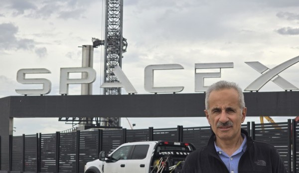 Bakan Uraloğlu, SpaceX’in Teksas’taki Üretim ve Fırlatma Tesisini İnceledi