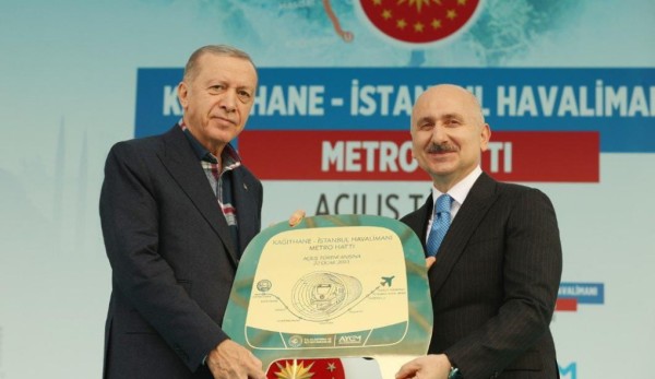 “İlk”lerin ve “En”lerin Projesi Kağıthane-İstanbul Havalimanı Metro Hattı Açıldı