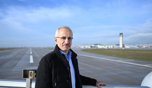 İstanbul Havalimanı'na Kurulacak Sistemle 3 Uçak Aynı Anda İnip Kalkabilecek