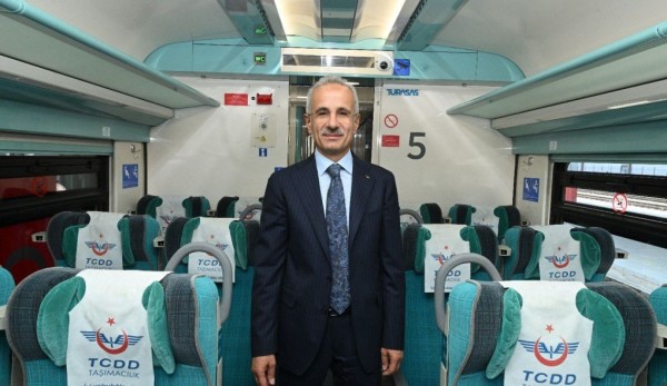 Sivas-İstanbul Yüksek Hızlı Tren Seferleri Başlıyor