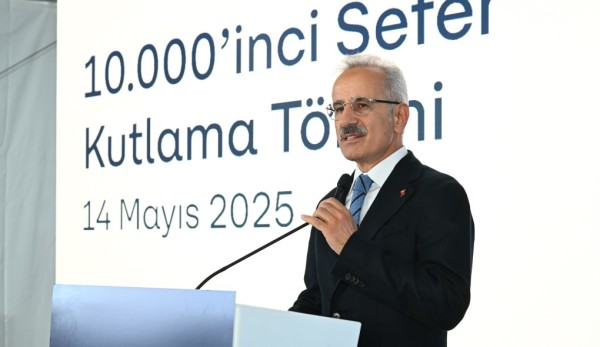 Türkiye-İtalya Arasında 10 Bininci Ro-Ro Gemisi Yola Çıktı