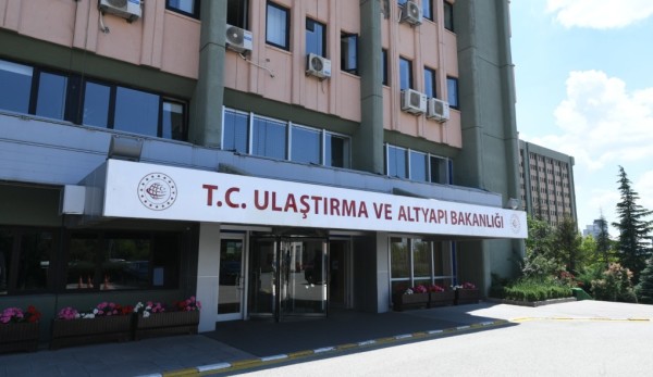 Ulaştırma ve Altyapı Bakanlığı: Atatürk Havalimanı ‘Milletin’ Kalmaya Devam Edecek
